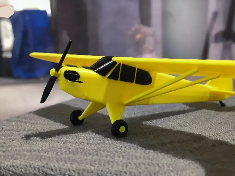 Modelo de avión Piper J-3 Cub, vista 3