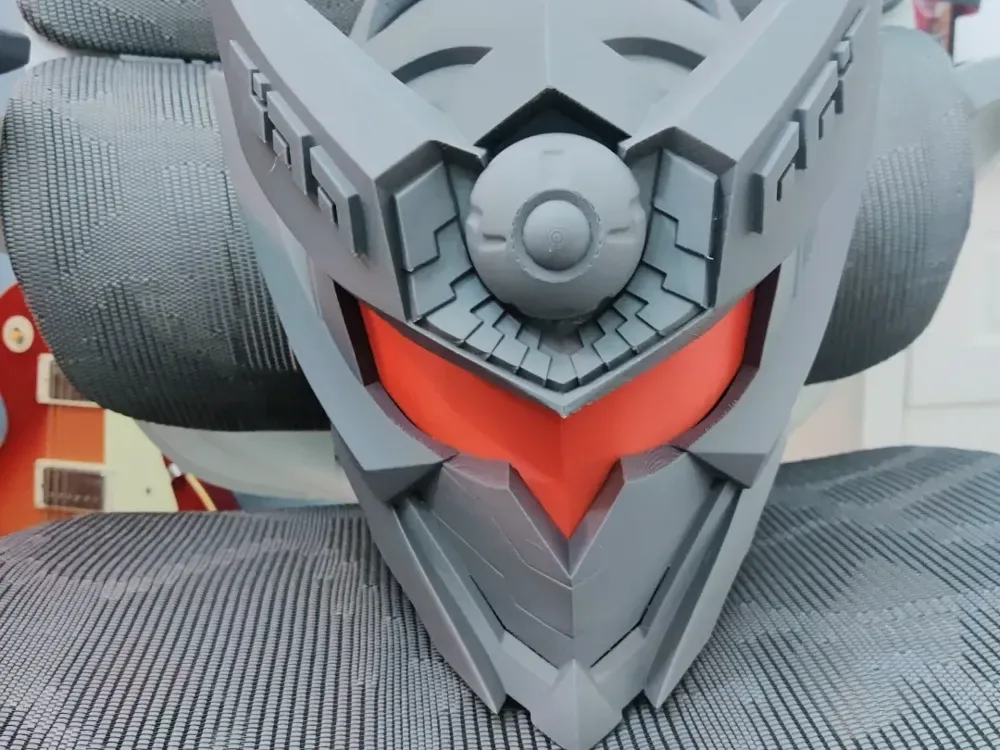 Casco de armadura Shura usable, vista 1