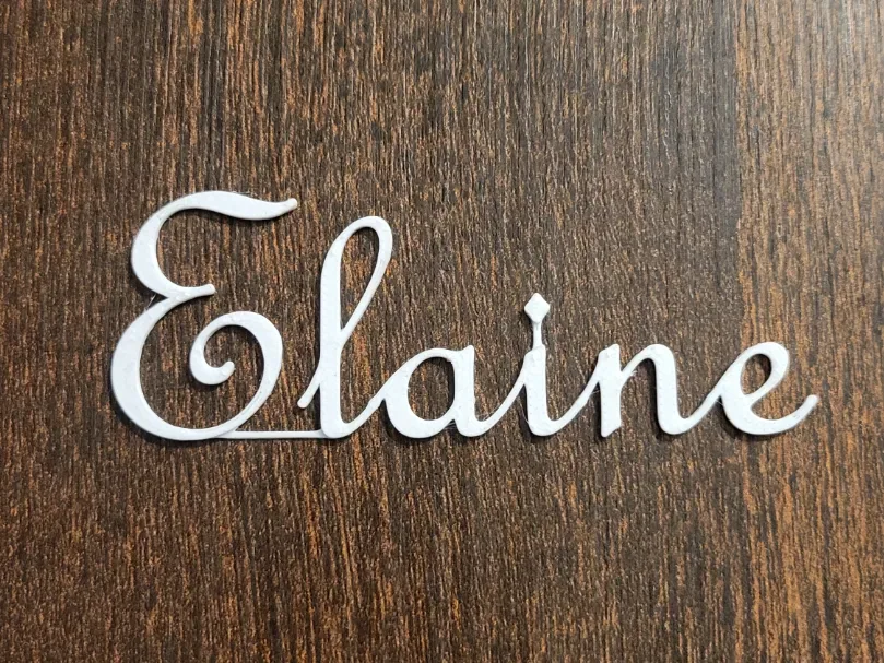 Pantalla de nombre imprimible en 3D (Elaine), vista 1