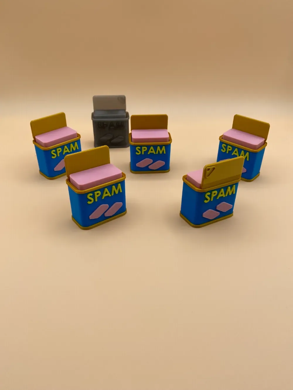 Mini spam en una lata Fidget (Imprimir en el lugar), vista 2