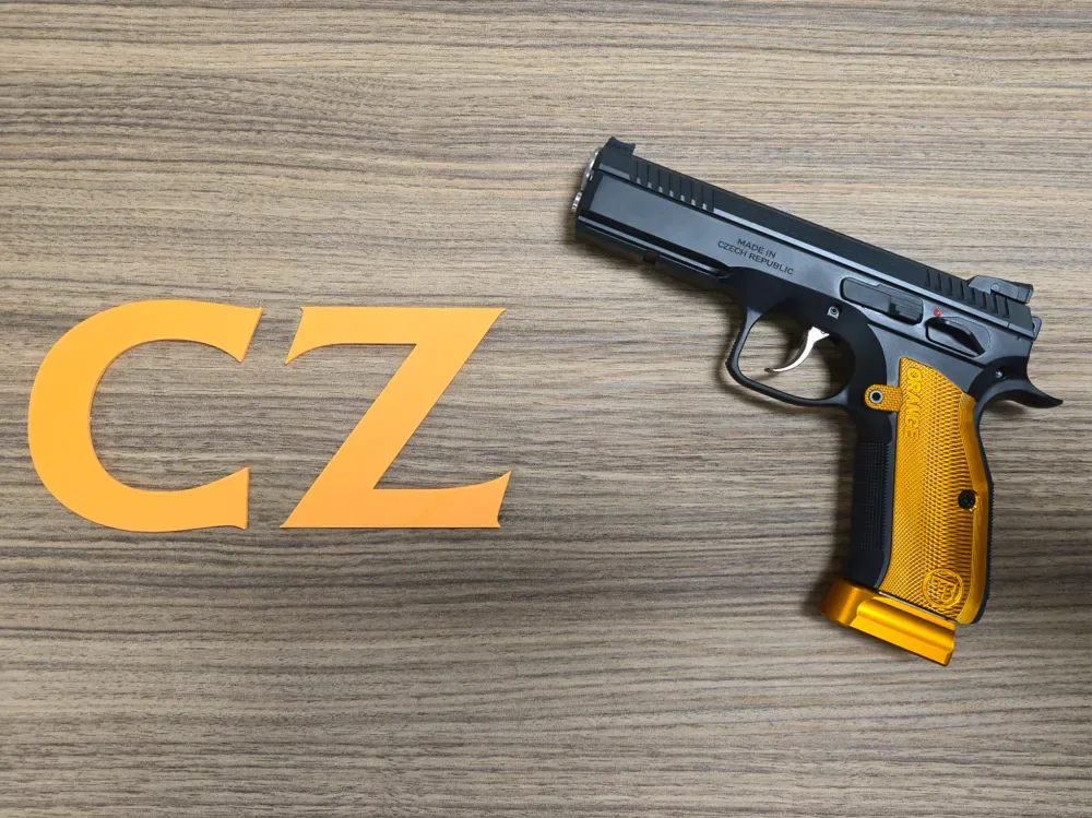 Logotipo de CZ Česká Zbrojovka con fines decorativos,cs, vista 1