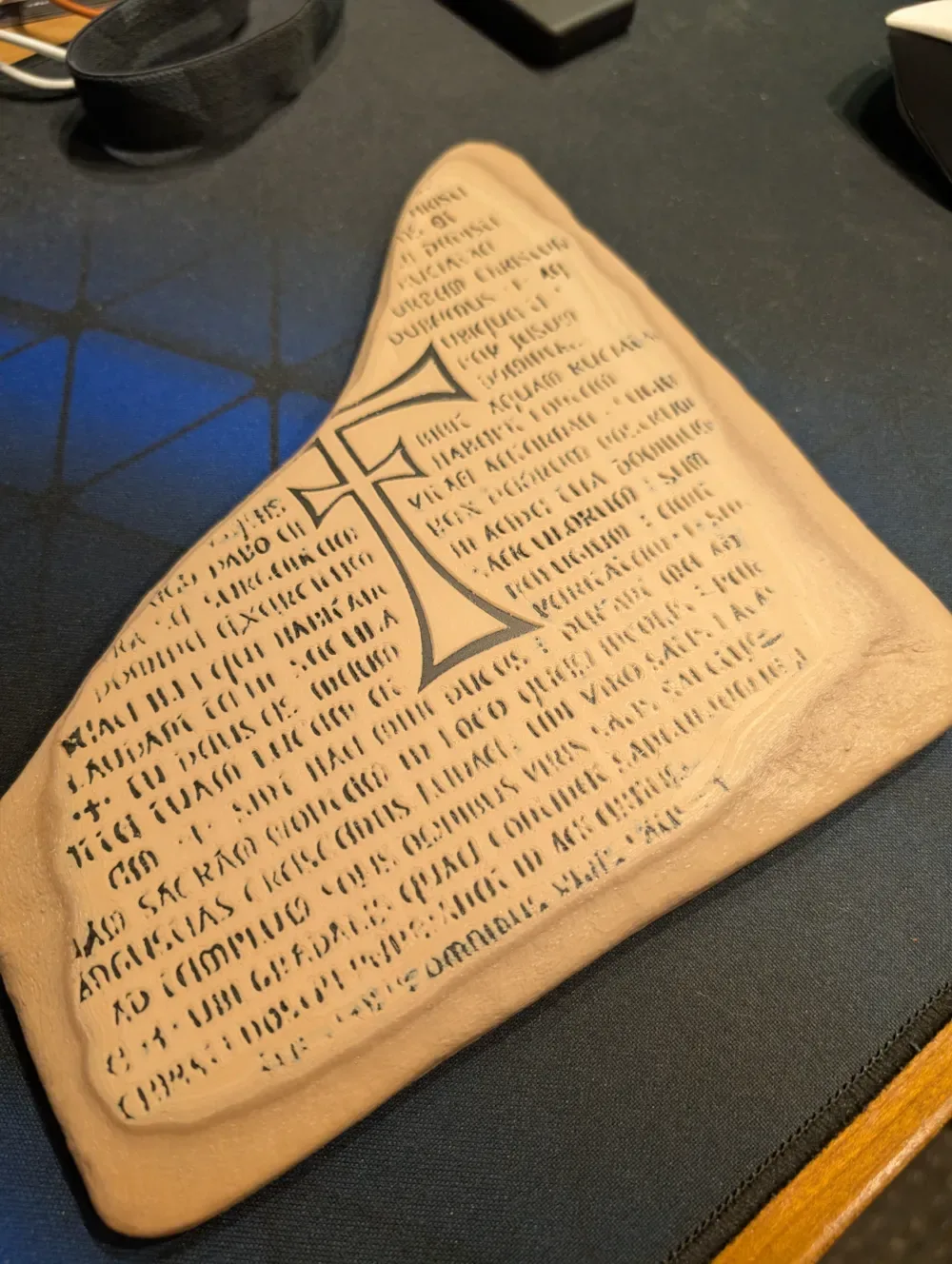 Tableta del Grial de la última cruzada de Indiana Jones, vista 2