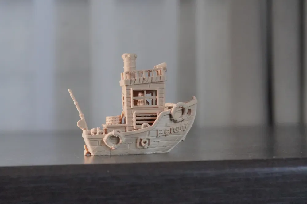 Benchy de alto detalle – 10.º aniversario, vista 3