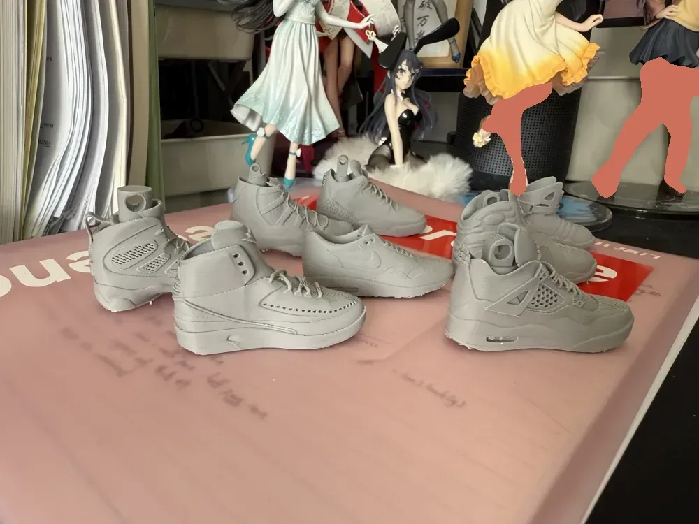 Modelo de llavero Air Jordan 11, vista 2