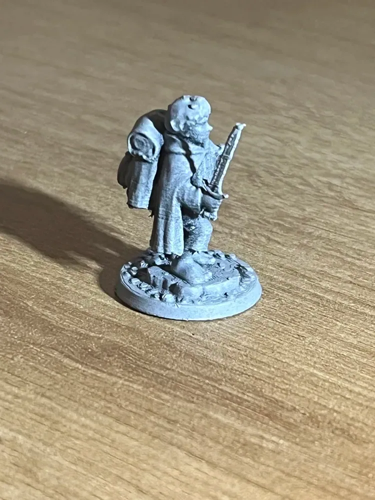 Figura en miniatura frodo hobbit, vista 2