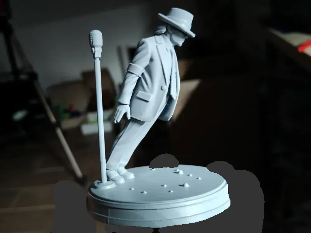Figura inspirada en Michael Jackson, vista 1