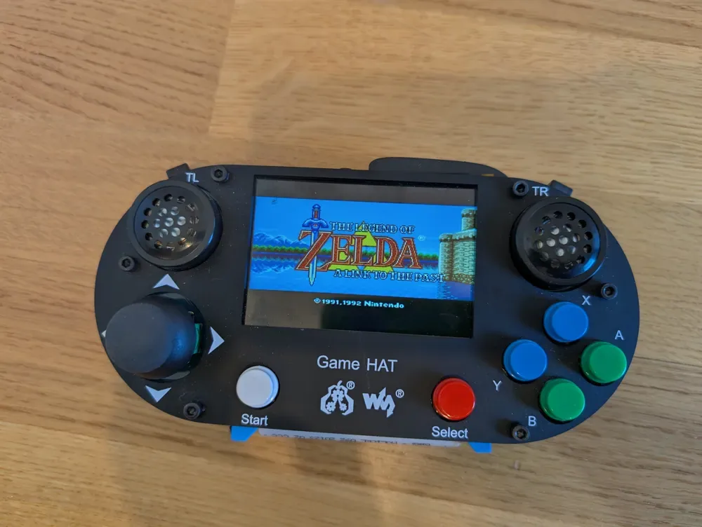 GameHat case mod con baterías intercambiables, vista 2