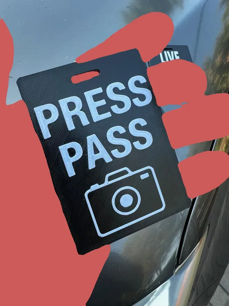 Presione Pass Badge Media (NO AMS) con pausa, vista 3
