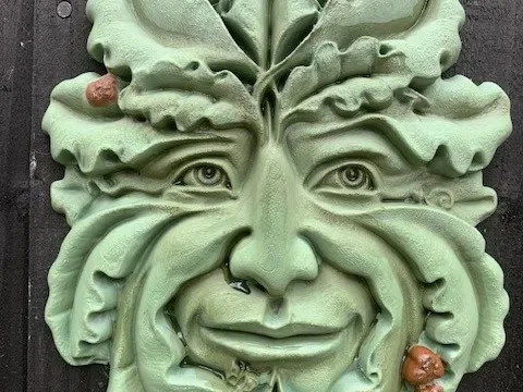 Espíritu de la naturaleza del hombre verde, vista 1