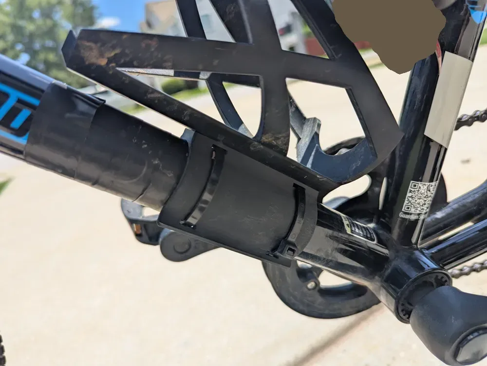 Adaptador para portabotellas de bicicleta, sin orificios de montaje para impresión 3D, vista 3