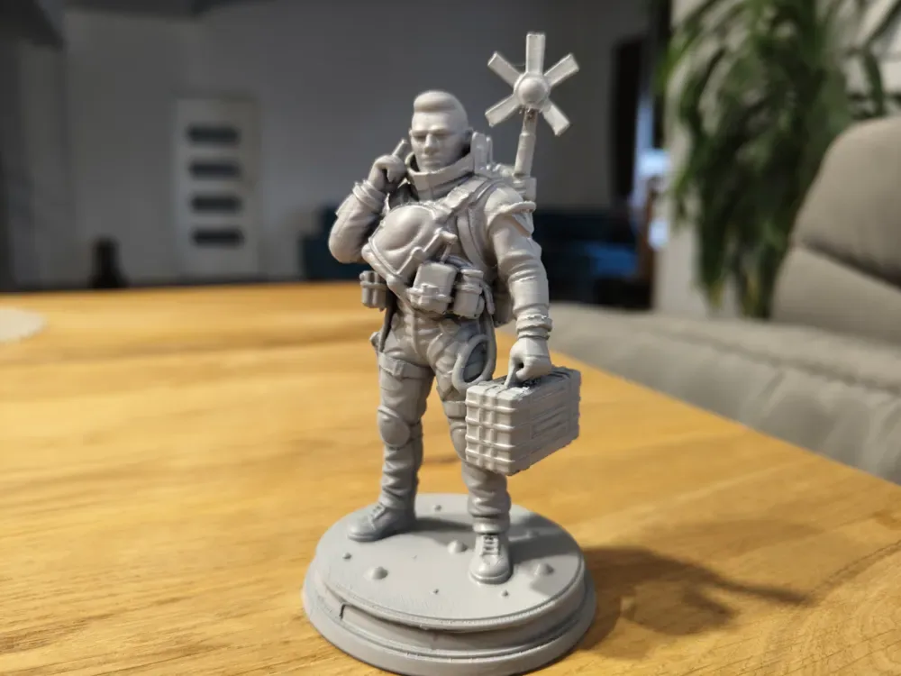 Death Stranding - Figura de Sam Porter Bridges, vista 1