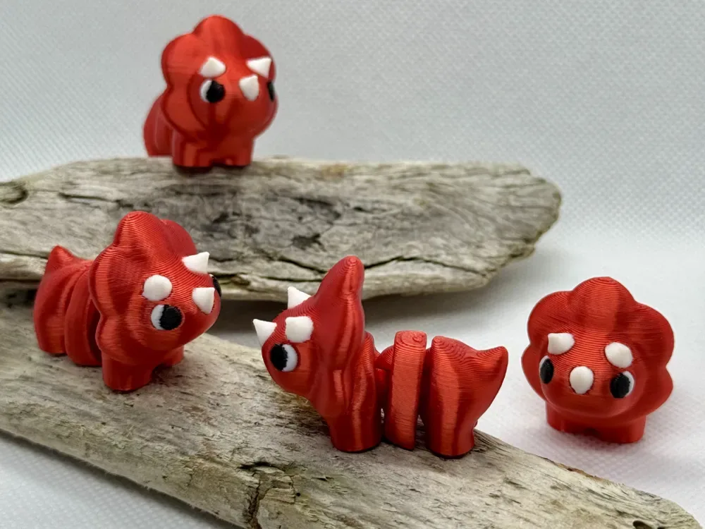 Mini Fidget Dinosaurio Triceratops, vista 1