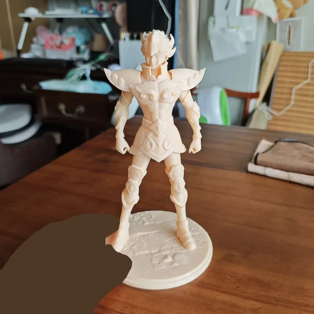 Figura de Aioria de Leo de Saint Seiya, vista 3