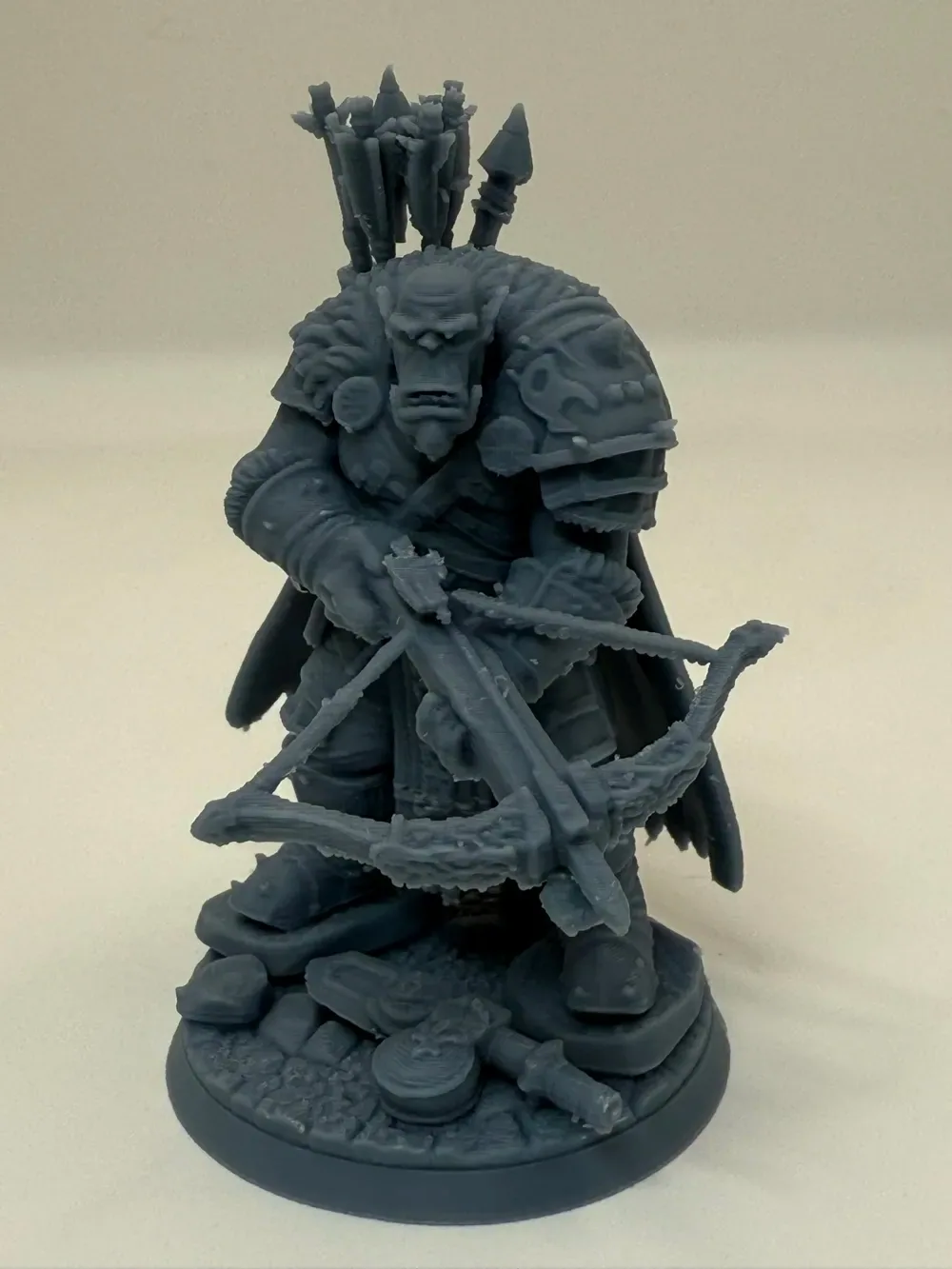 orco con ballesta pesada para mazmorras y dragones, vista 2