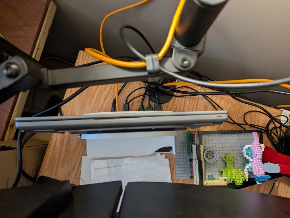 Soporte para portátil + Dock Dell para impresión 3D, vista 3