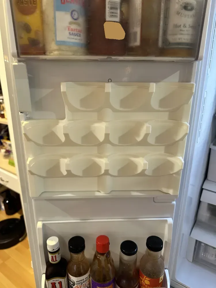 Frigorífico LG, puerta para máquina de hielo, almacenamiento para tarros de conservas para impresión 3D, vista 2