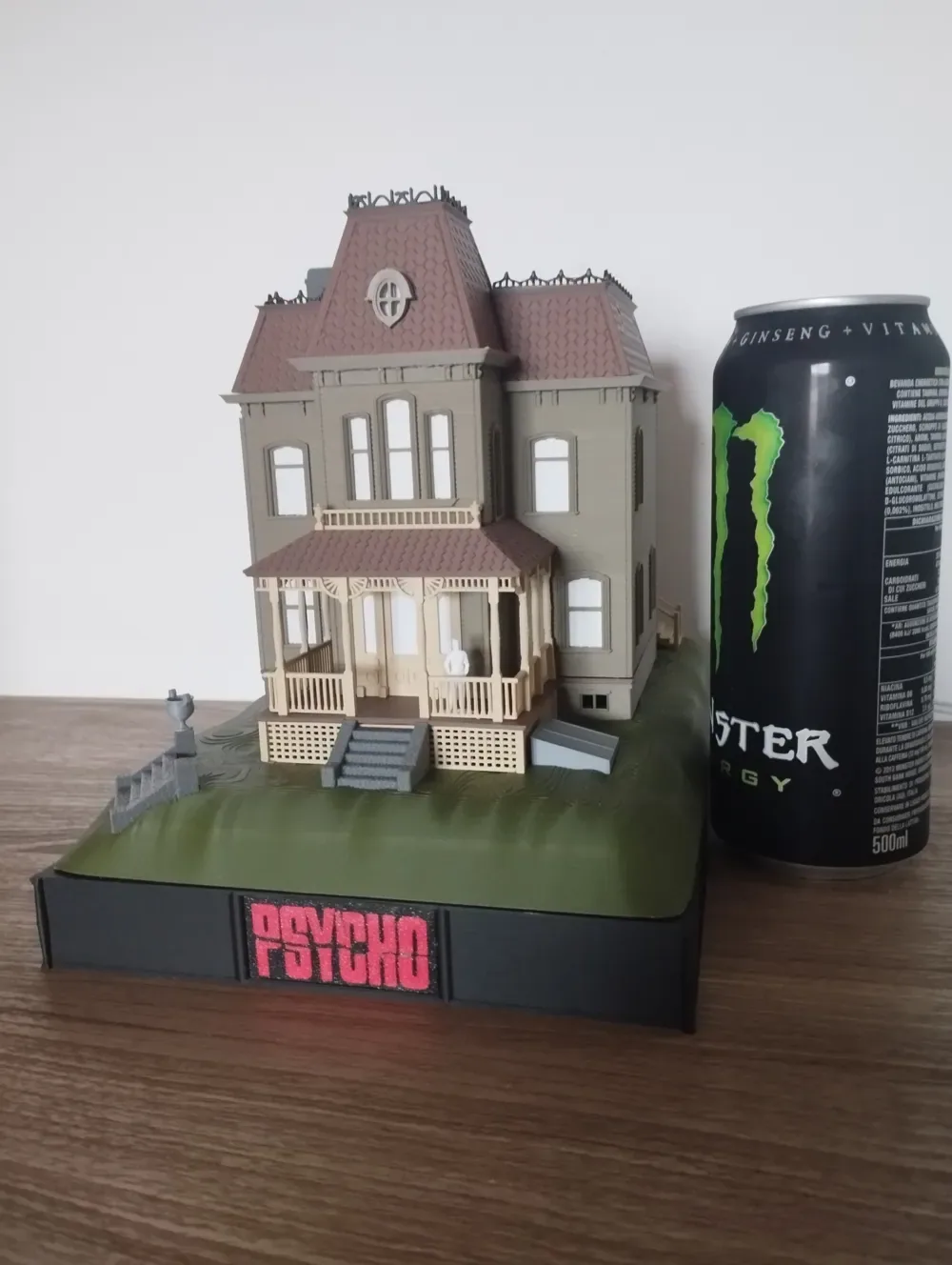 Caja de luz Bates House de Psicosis, escala 1:87, vista 3