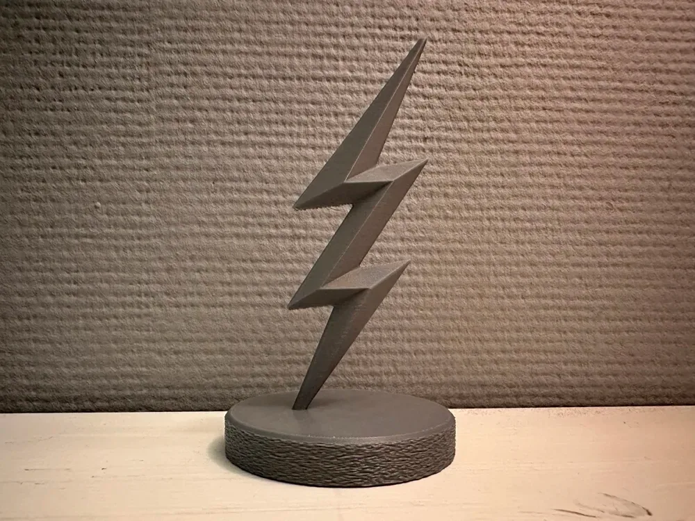 Zeus Bolt – Escultura de relámpago de la mitología griega, vista 2