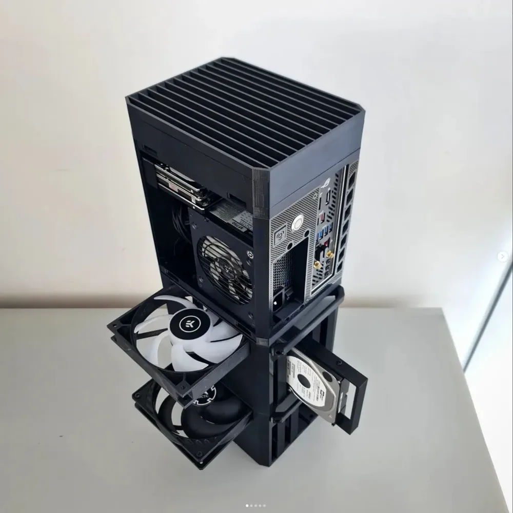 MODCASE MASS - Caja de PC NAS ITX apilable, vista 1