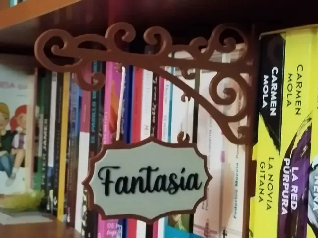 DIVISOR DE LIBROS POR CATEGORÍAS, vista 1
