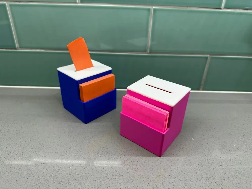 Caja de preocupaciones con notas adhesivas, vista 2
