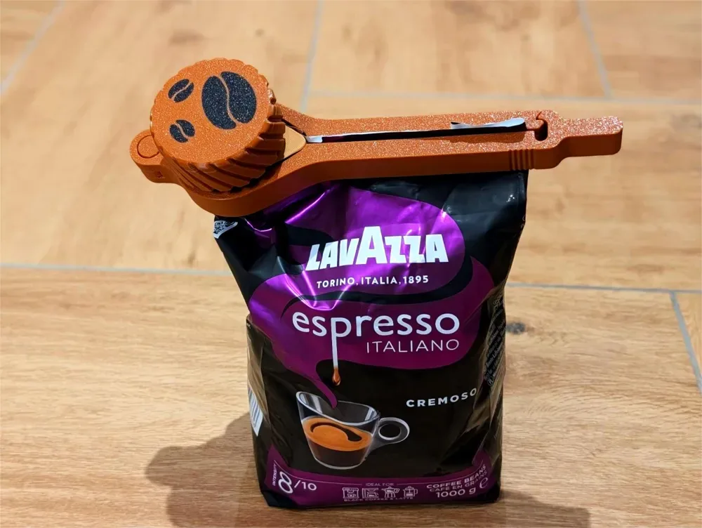 Clip de café rediseñado para impresión 3D, vista 2