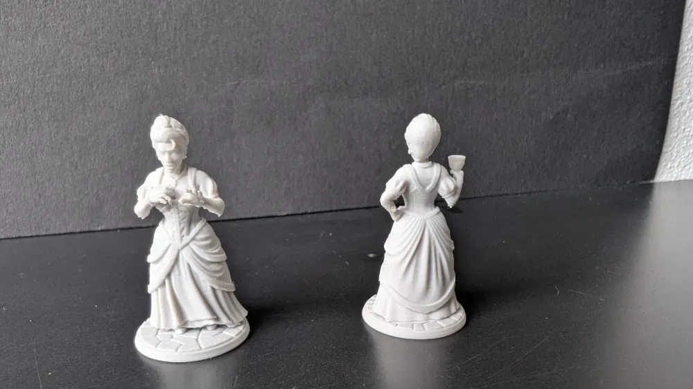 Miniatura D&D - Fantasía en miniatura de la mujer de la taberna, vista 3