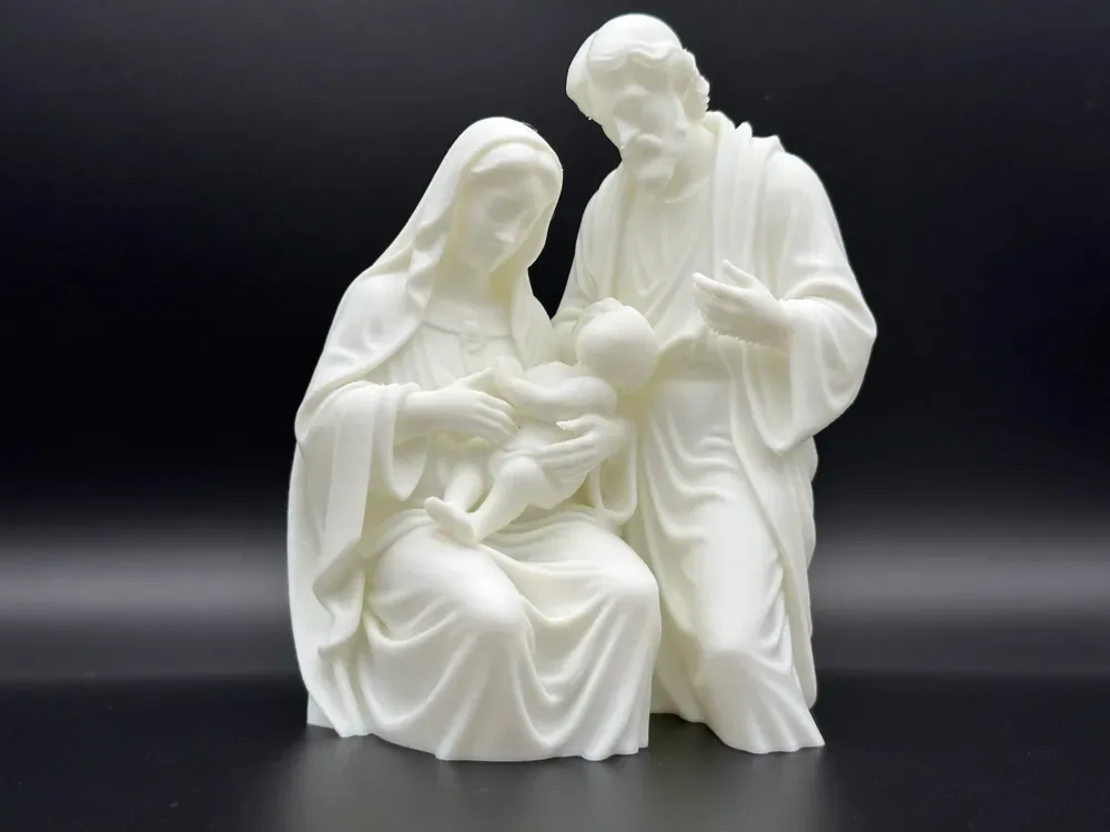 Figura detallada de María, José y Jesús., vista 2