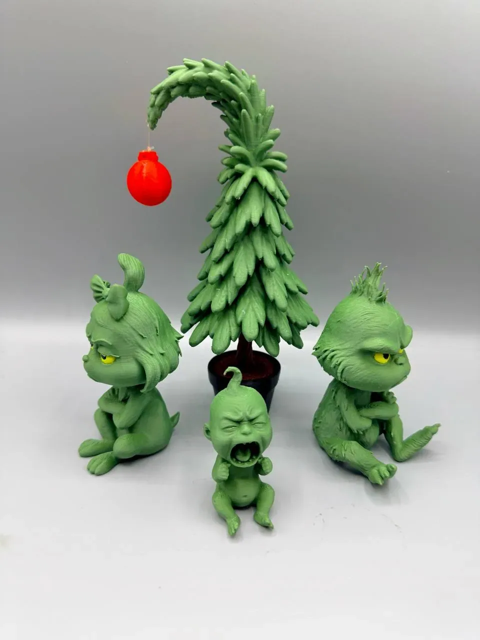 Grinch bebé gruñón, vista 2