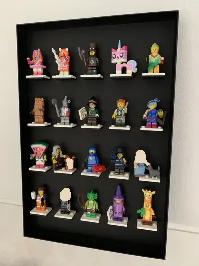 Soporte de exhibición para minifiguras LEGO (montaje en pared) para impresión 3D, vista 2