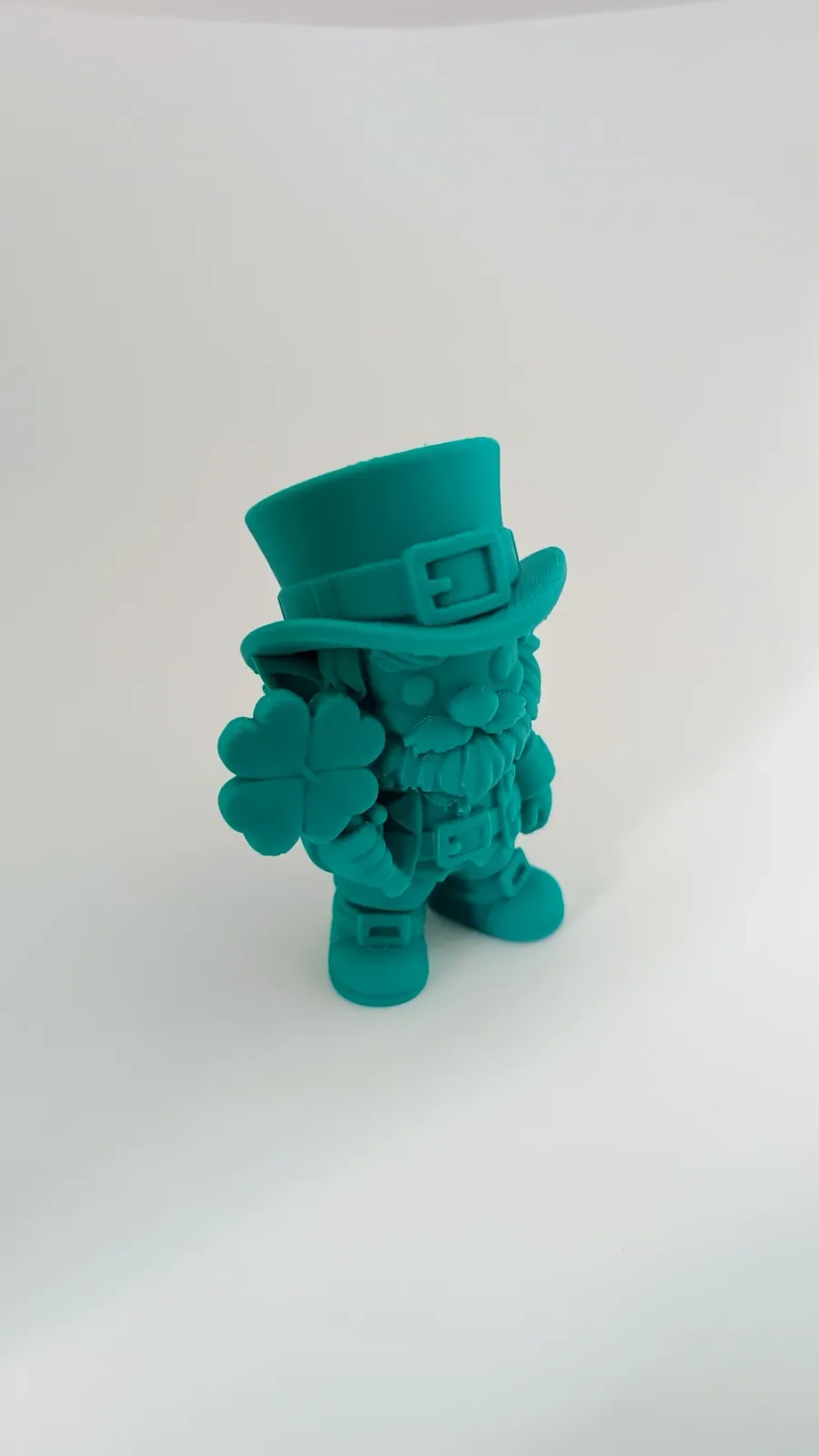 Duende de hoja de trébol del cazador afortunado, vista 3