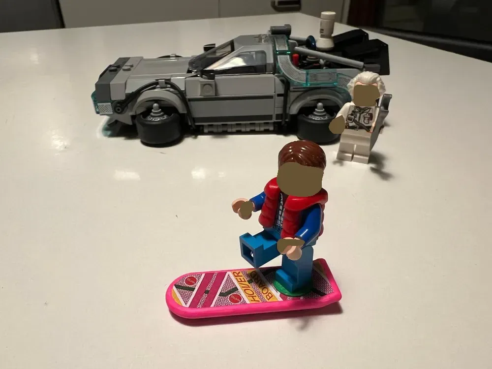 Patinete flotante para minifiguras: Regreso al futuro (77256), vista 2