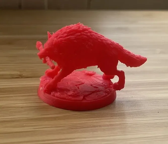 Lobo gigante – Miniatura de bestia con forma salvaje, vista 2