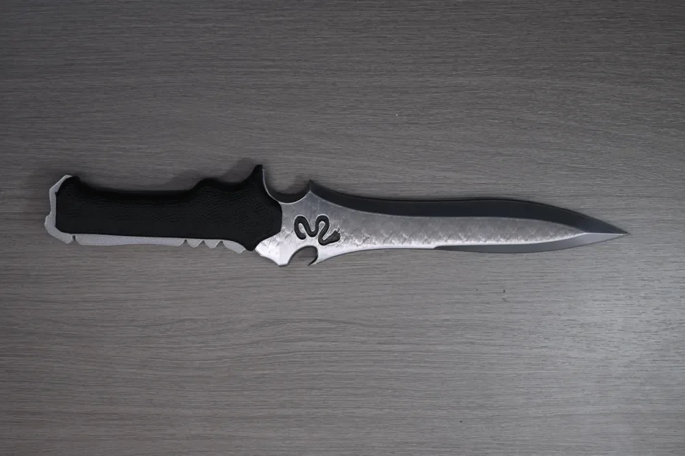 Resident Evil 4 Jack Krauser Cuchillo de lucha, vista 2