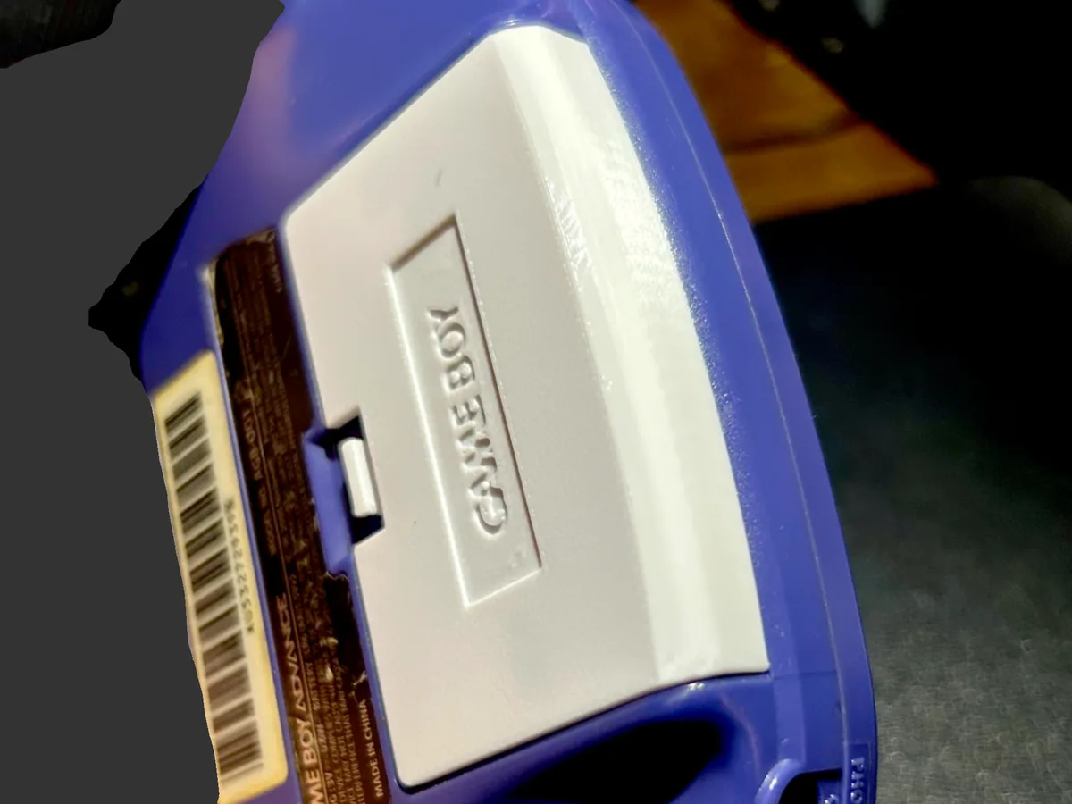 Tapa de batería estilo OEM de Game Boy Advance ¡SIN HUECOS! para impresión 3D, vista 1