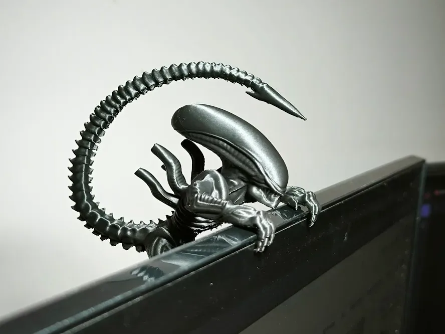 Monitorear alienígena, vista 1