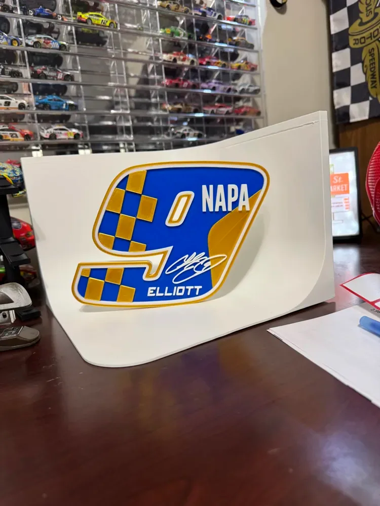 Signo de NASCAR Chase Elliott Napa 9, vista 2
