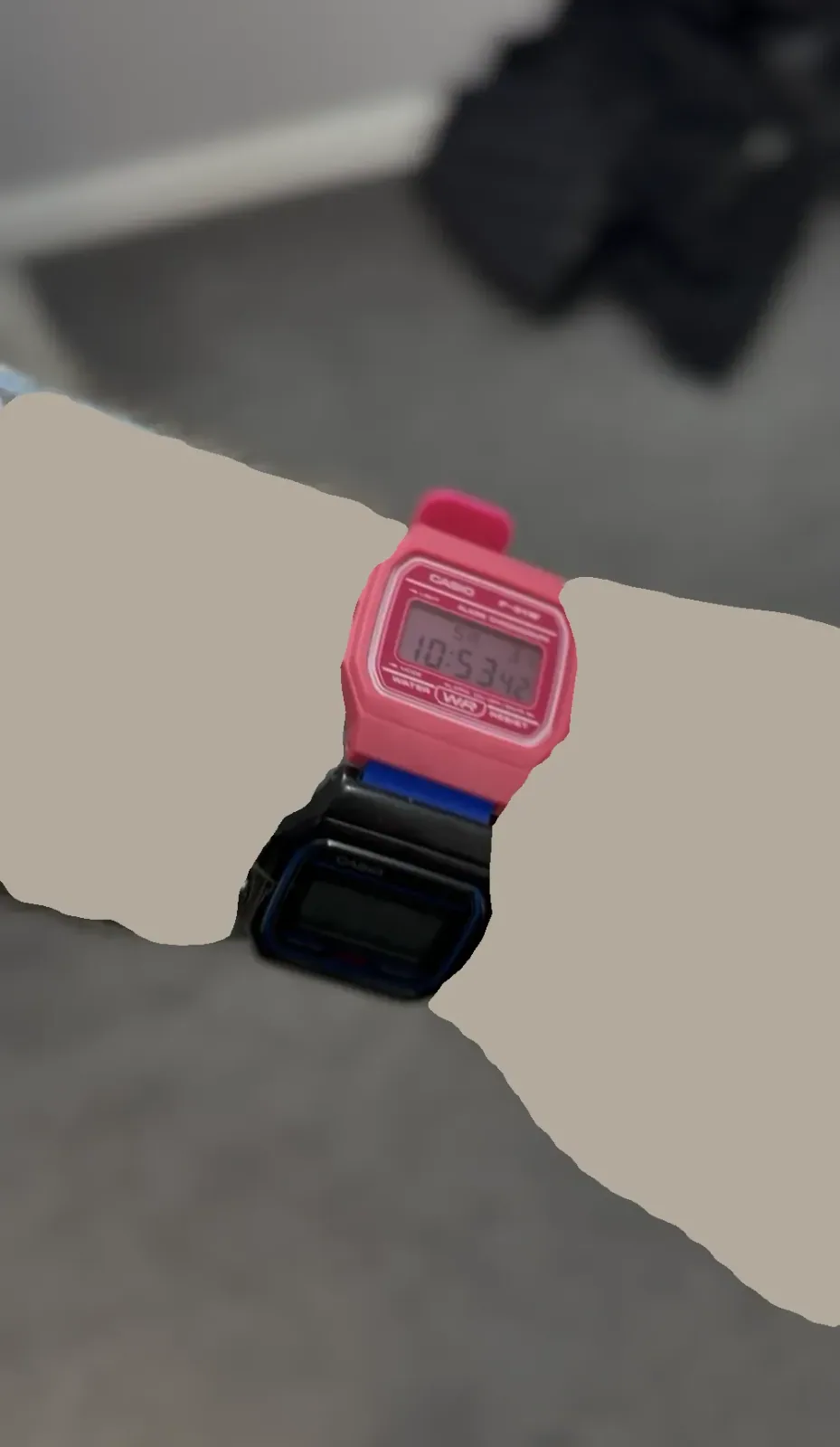 Enlace de cabezal de reloj dual inspirado en extraterrestres (Casio), vista 3