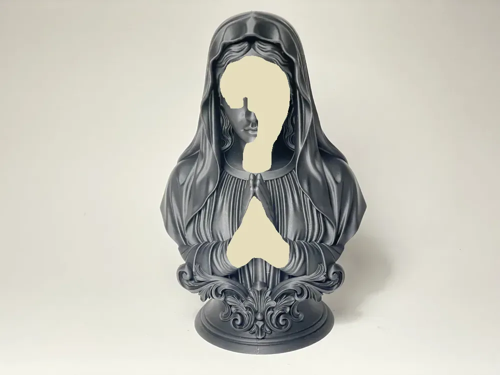 Busto de la Virgen María – Escultura clásica orante, vista 2