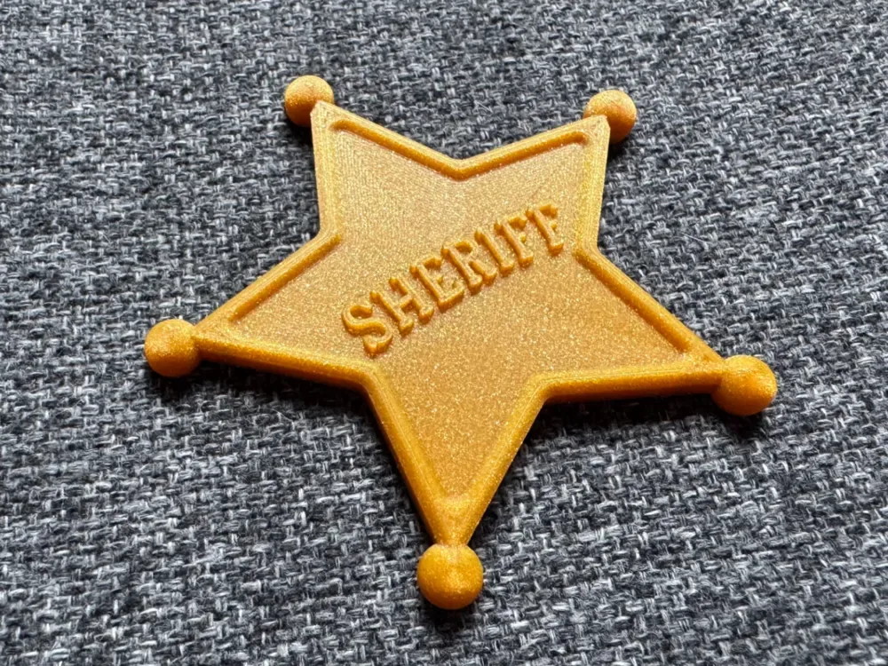 Insignia del Sheriff de Woody: impresión 3D inspirada en Toy Story, vista 1
