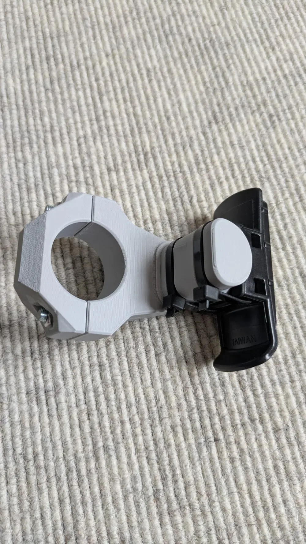 Soporte universal para bicicletas para dispositivos Garmin para impresión 3D, vista 2