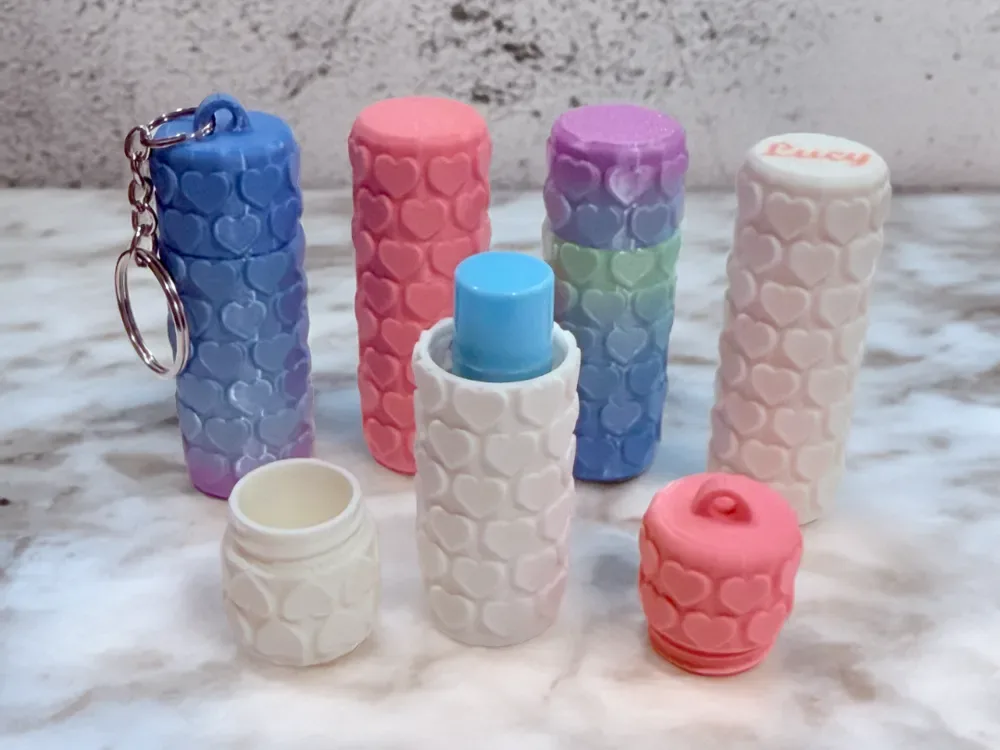 Envase con tapa de rosca para bálsamo labial con patrón de corazón para impresión 3D, vista 1