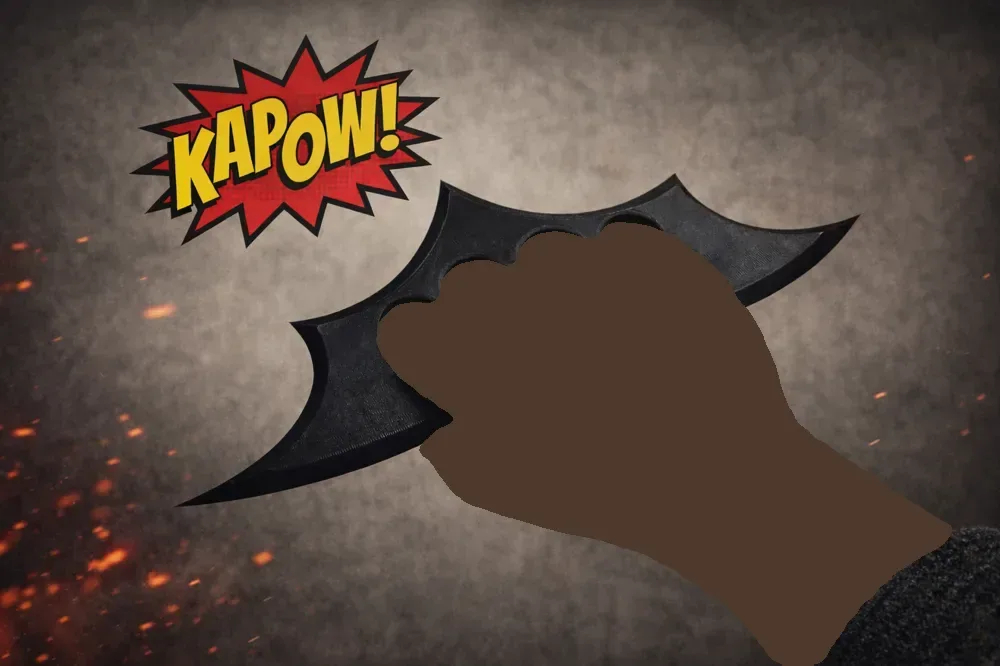 Batarang Batman Nudillos de latón / Plumeros de nudillos, vista 3