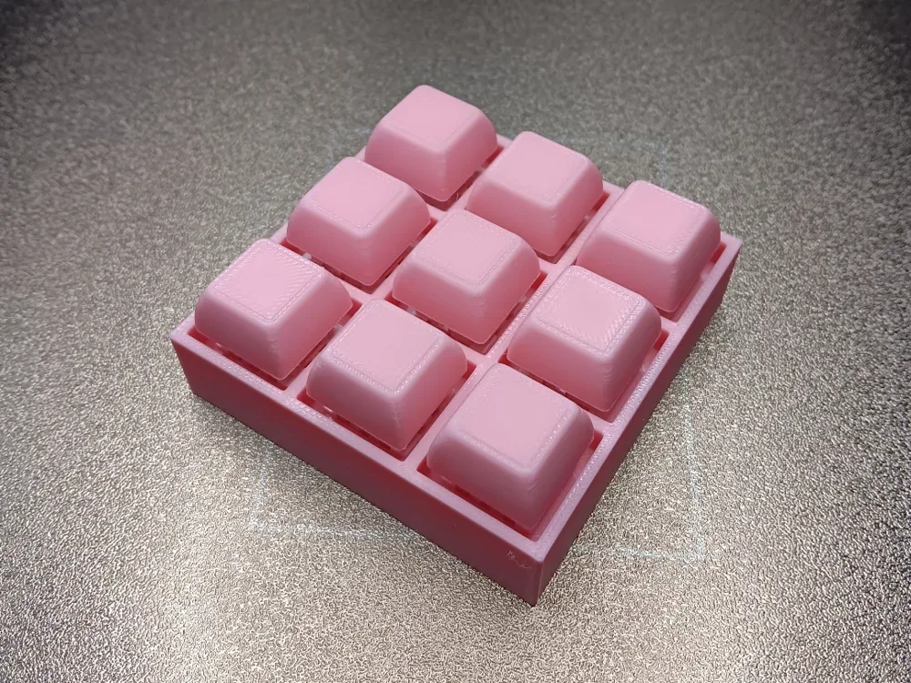 Clicker inquieto 3x3, vista 1