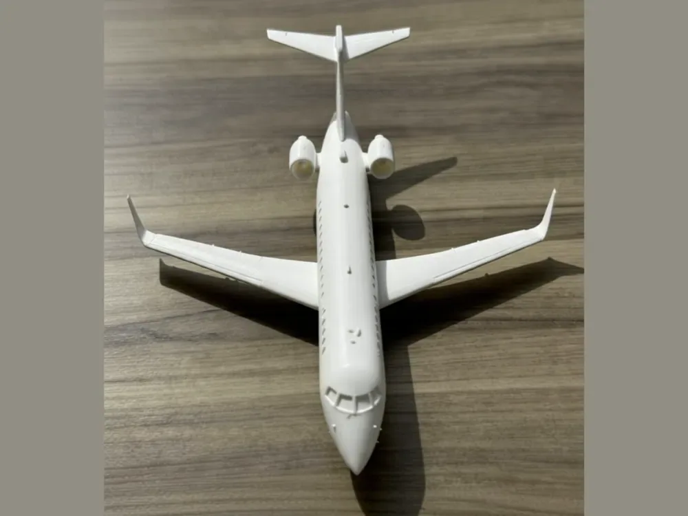 CRJ-900 Regional Jet - Modelo de avión, vista 1