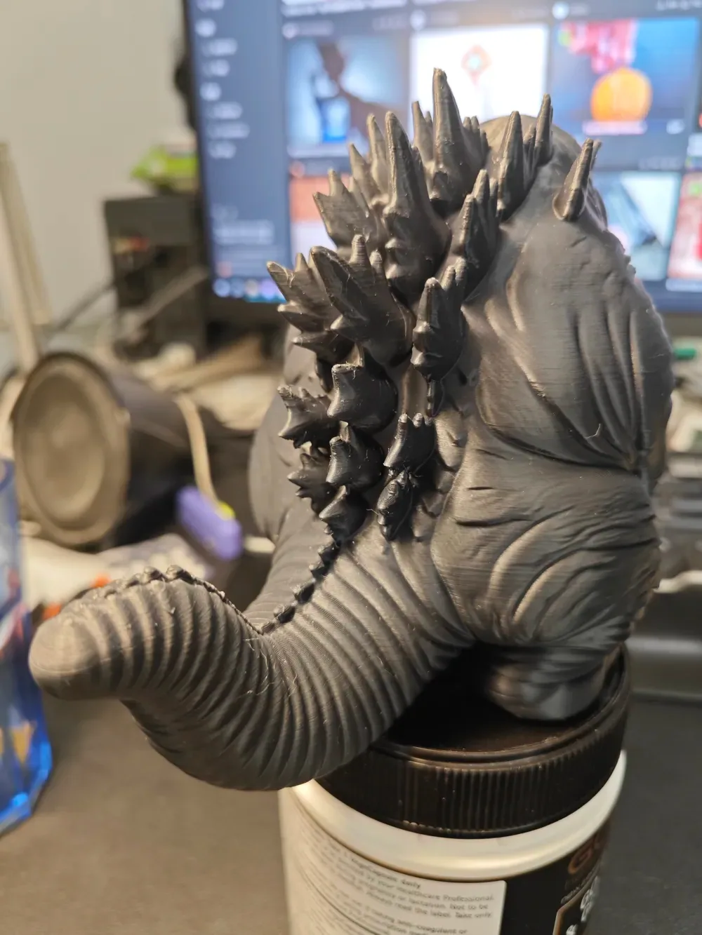 Gato Godzilla, vista 3