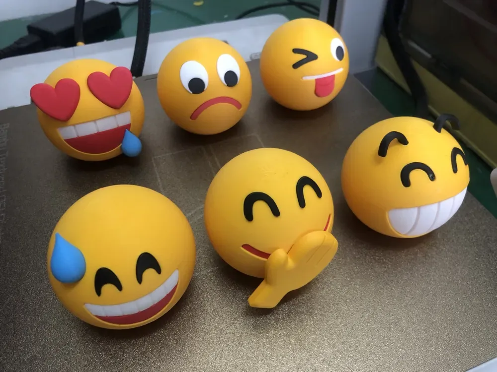 Lindo emoticono, vista 3