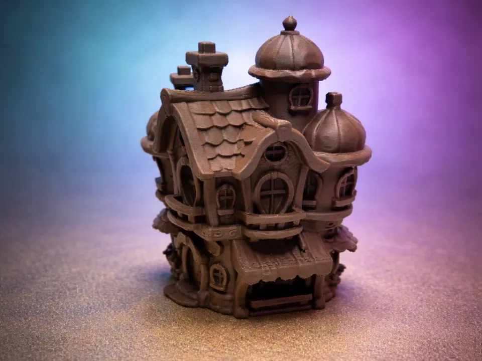 Casa de fantasía "Moonwhim" con torres juguetonas, vista 1