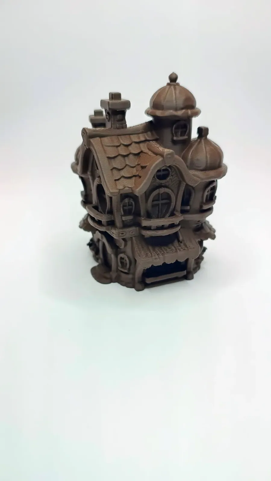 Casa de fantasía "Moonwhim" con torres juguetonas, vista 2
