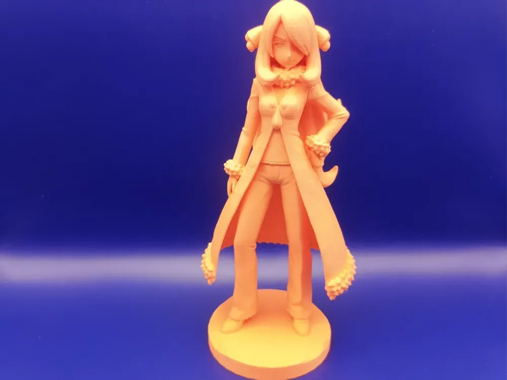 Figura de Cynthia (Pokémon), vista 1